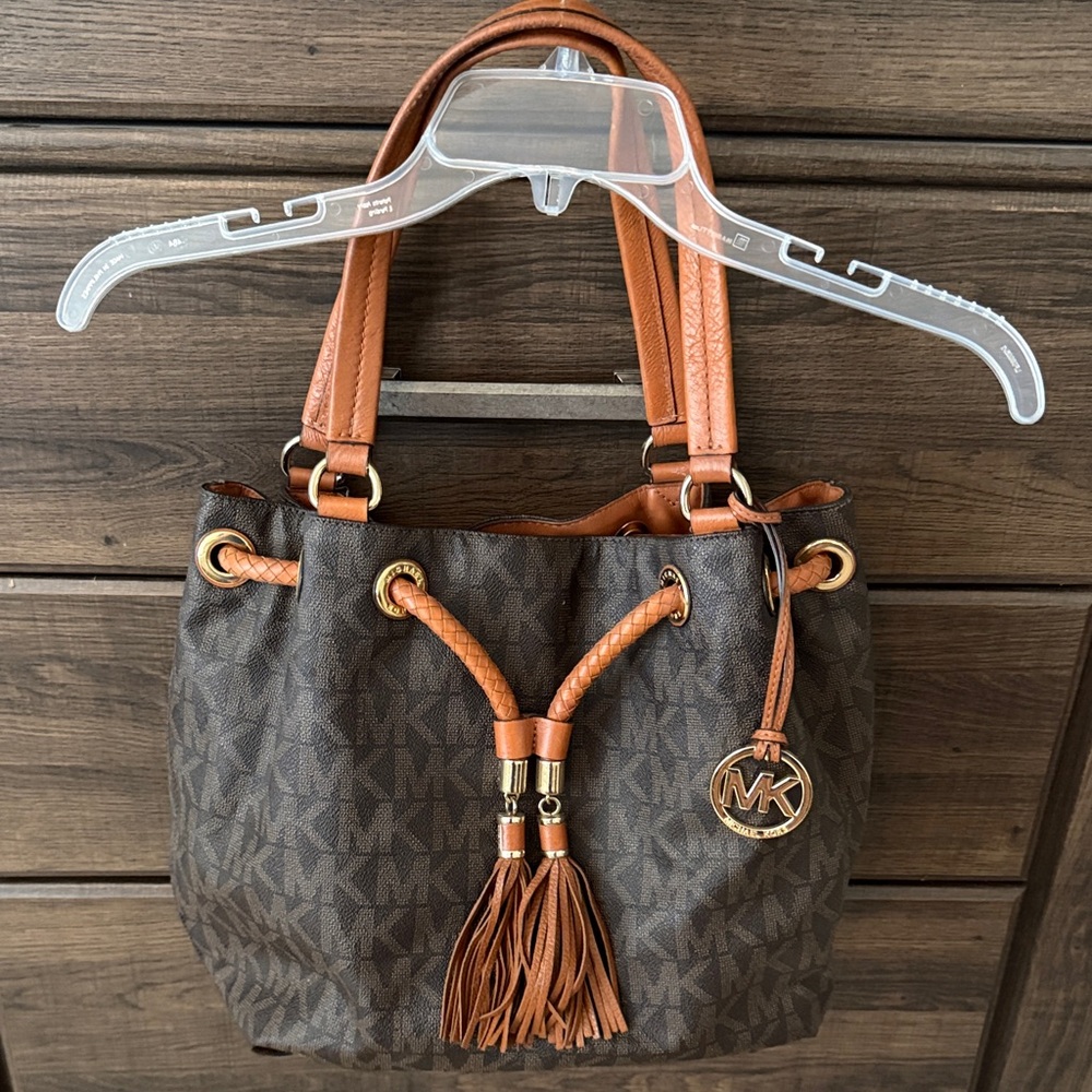 Michael Kors Marina Large Signature Canvas Tote - Brown & Tan